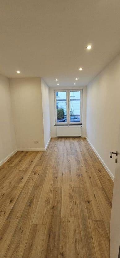 Prodej domu 252 m², pozemek 252 m², Warendorpstraße 25, Lübeck, Šlesvicko-Holštýnsko Prodej domu 252 m², pozemek 252 m², Warendorpstraße 25, Lübeck, Šlesvicko-Holštýnsko