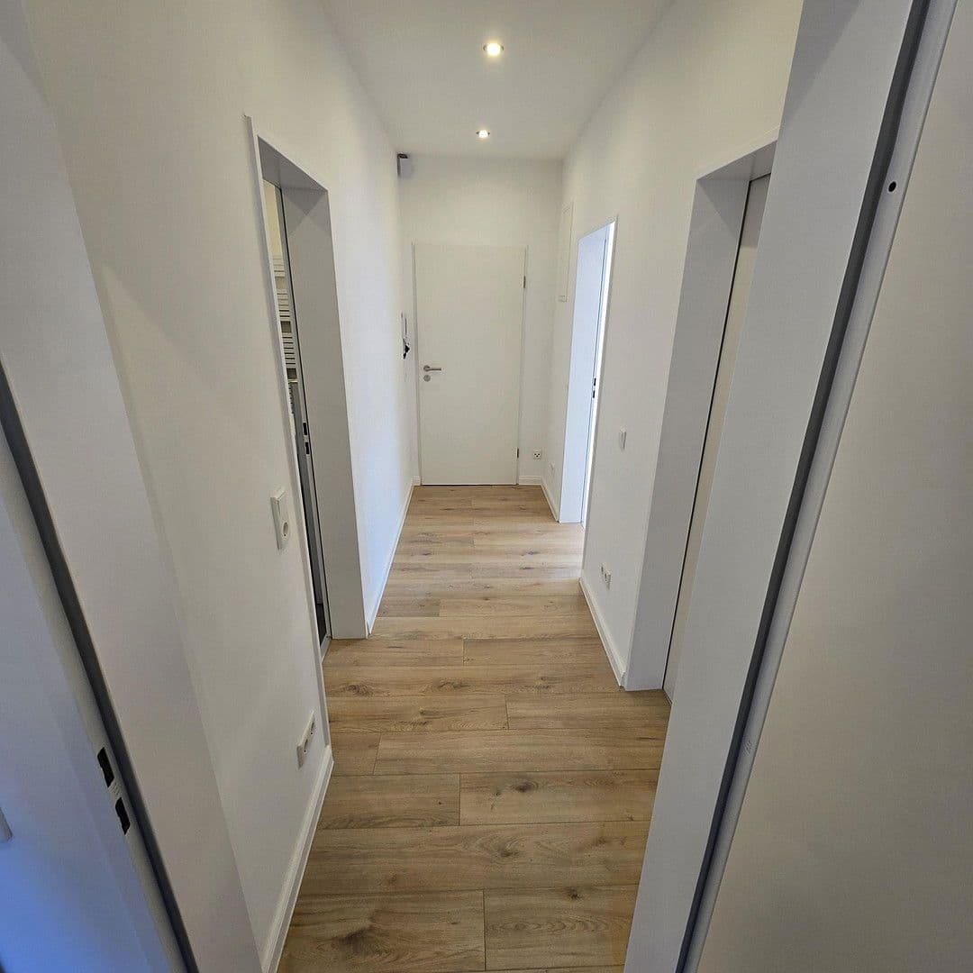 Prodej domu 252 m², pozemek 252 m², Warendorpstraße 25, Lübeck, Šlesvicko-Holštýnsko Prodej domu 252 m², pozemek 252 m², Warendorpstraße 25, Lübeck, Šlesvicko-Holštýnsko