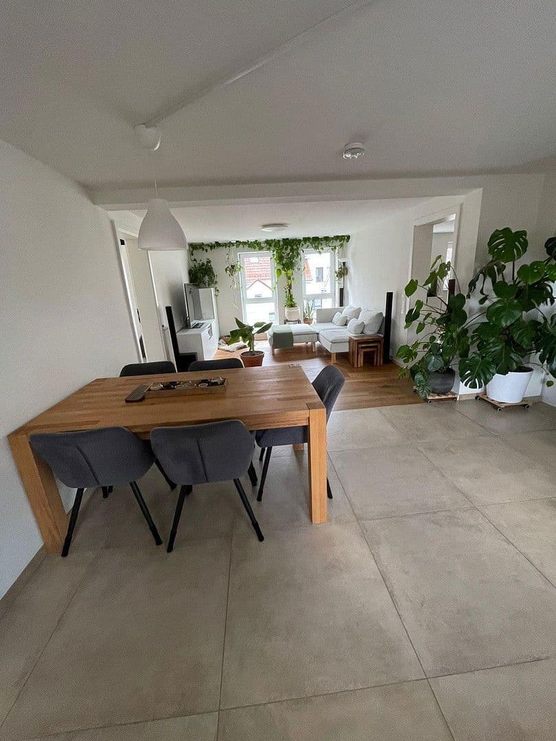 Pronájem bytu 4+1 99 m², Strübelweg 4, Alfdorf, Bádensko-Württembersko Pronájem bytu 4+1 99 m², Strübelweg 4, Alfdorf, Bádensko-Württembersko