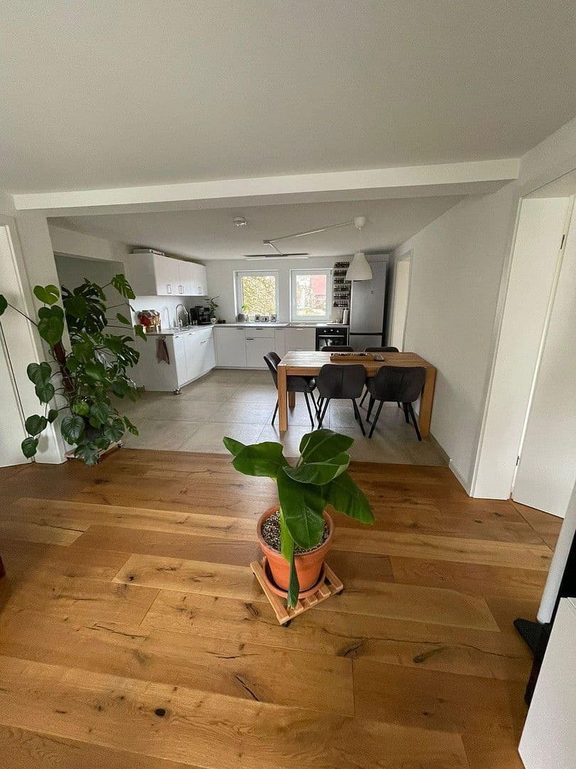 Pronájem bytu 4+1 99 m², Strübelweg 4, Alfdorf, Bádensko-Württembersko Pronájem bytu 4+1 99 m², Strübelweg 4, Alfdorf, Bádensko-Württembersko