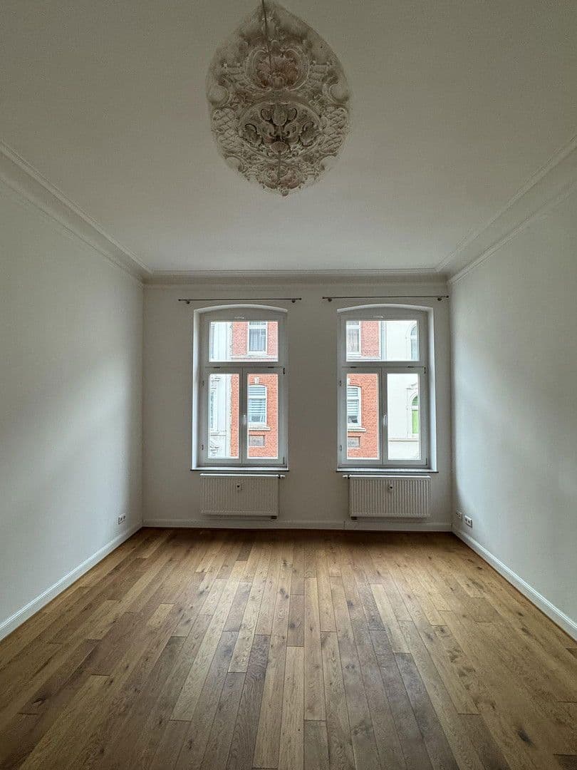 Pronájem bytu 4+1 112 m², Trimbornstrasse, Köln, Severní Porýní-Vestfálsko Pronájem bytu 4+1 112 m², Trimbornstrasse, Köln, Severní Porýní-Vestfálsko