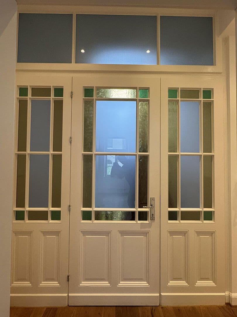 Pronájem bytu 4+1 112 m², Trimbornstrasse, Köln, Severní Porýní-Vestfálsko Pronájem bytu 4+1 112 m², Trimbornstrasse, Köln, Severní Porýní-Vestfálsko