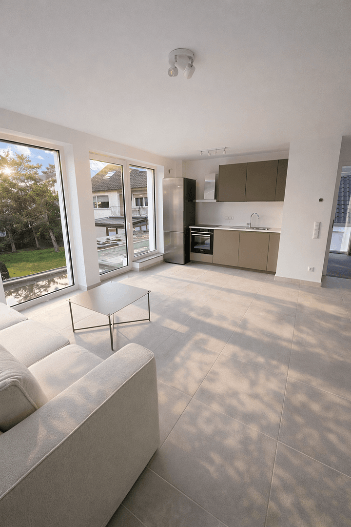 Pronájem bytu 3+1 65 m², Hundert-Morgen-Str. 2B, Kelsterbach, Hessen Pronájem bytu 3+1 65 m², Hundert-Morgen-Str. 2B, Kelsterbach, Hessen