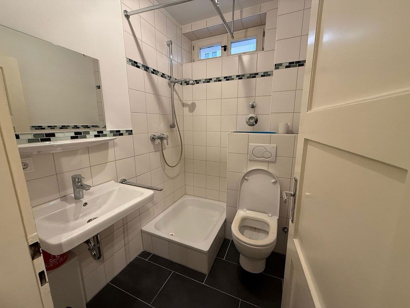 Pronájem bytu 2+1 62 m², Ludwigstr.48, Nürnberg, Bavorsko Pronájem bytu 2+1 62 m², Ludwigstr.48, Nürnberg, Bavorsko