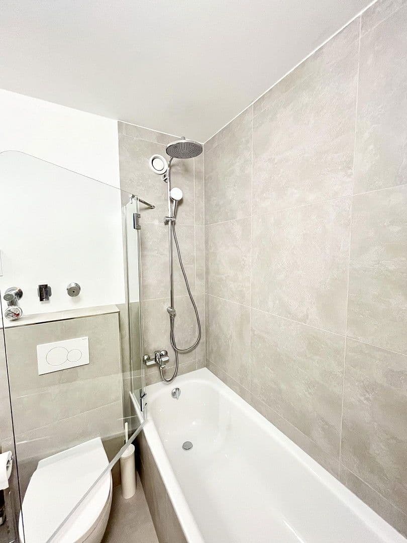 Pronájem bytu 3+1 65 m², München, Bavorsko Pronájem bytu 3+1 65 m², München, Bavorsko