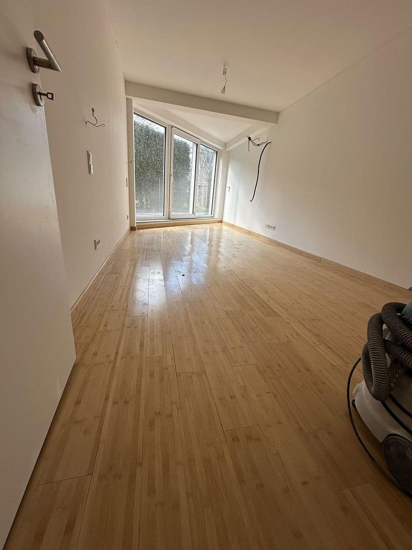 Pronájem bytu 3+1 115 m², Rauschener Allee 4, Berlin, Berlín Pronájem bytu 3+1 115 m², Rauschener Allee 4, Berlin, Berlín