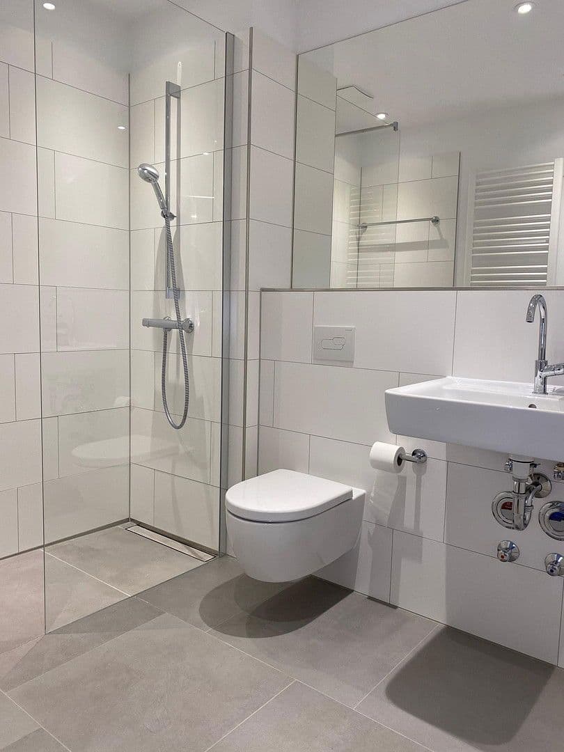 Pronájem bytu 3+1 66 m², Eichhorsterstr.14b, Berlin, Berlín Pronájem bytu 3+1 66 m², Eichhorsterstr.14b, Berlin, Berlín