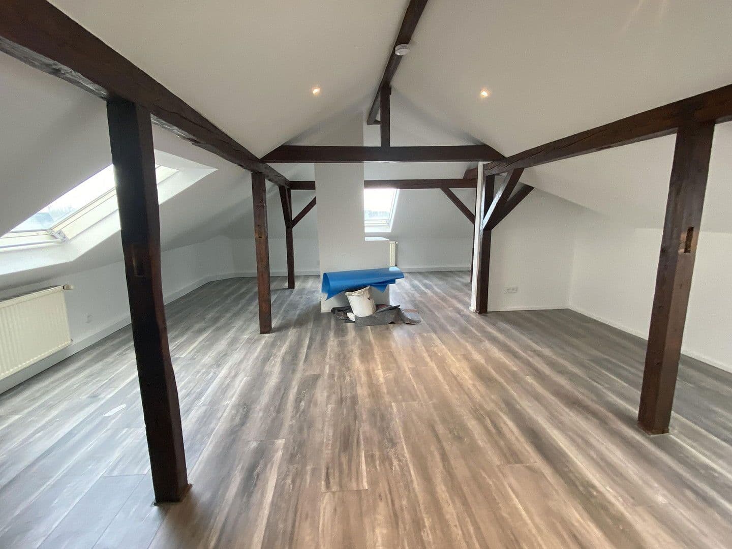 Prodej bytu 3+1 105 m², Schloßborner Straße 2, Frankfurt, Hessen Prodej bytu 3+1 105 m², Schloßborner Straße 2, Frankfurt, Hessen