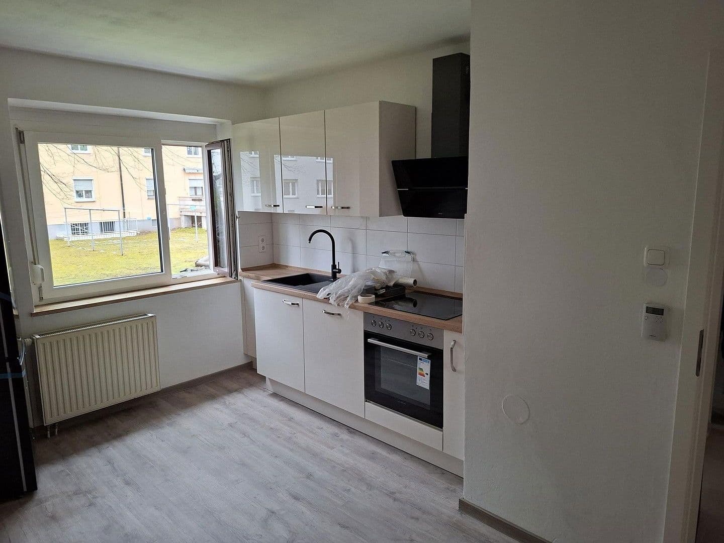 Pronájem bytu 2+1 54 m², Hofackerstraße 34c, Augsburg-Haunsttn.,-Siebenbr., Bavorsko Pronájem bytu 2+1 54 m², Hofackerstraße 34c, Augsburg-Haunsttn.,-Siebenbr., Bavorsko