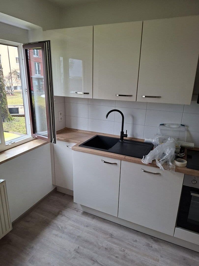 Pronájem bytu 2+1 54 m², Hofackerstraße 34c, Augsburg-Haunsttn.,-Siebenbr., Bavorsko Pronájem bytu 2+1 54 m², Hofackerstraße 34c, Augsburg-Haunsttn.,-Siebenbr., Bavorsko