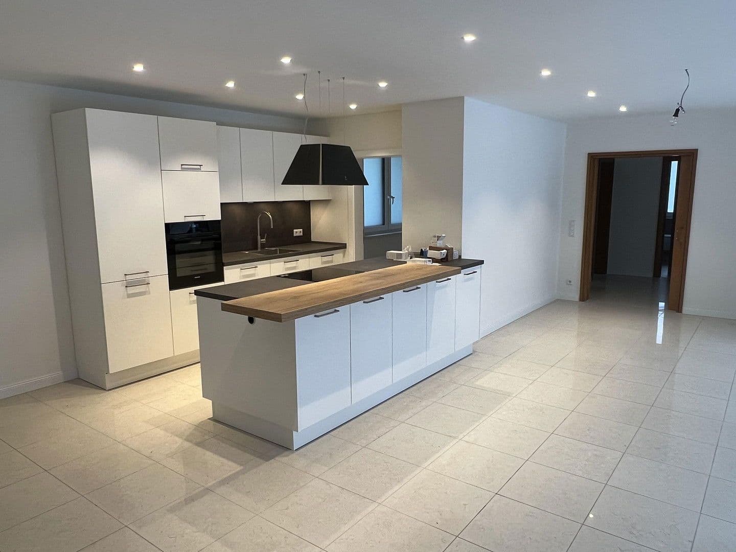 Pronájem domu 161 m², pozemek 1.000 m², Hamburg, Hamburg Pronájem domu 161 m², pozemek 1.000 m², Hamburg, Hamburg