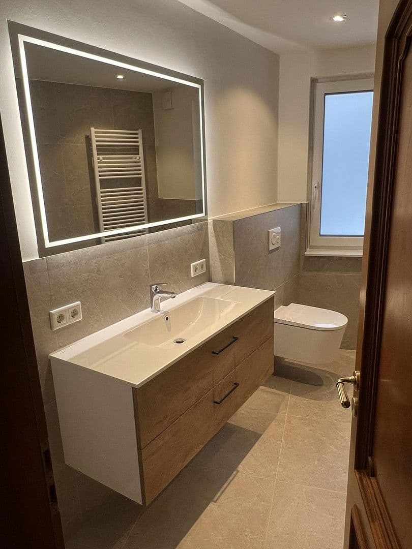 Pronájem domu 161 m², pozemek 1.000 m², Hamburg, Hamburg Pronájem domu 161 m², pozemek 1.000 m², Hamburg, Hamburg