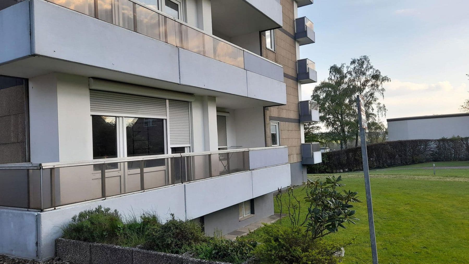 Pronájem bytu 2+1 62 m², Hochhausring 7, Cáchy, Severní Porýní-Vestfálsko Pronájem bytu 2+1 62 m², Hochhausring 7, Cáchy, Severní Porýní-Vestfálsko