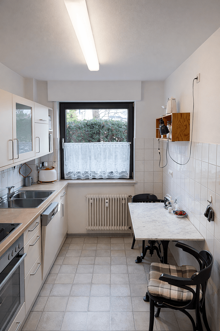 Pronájem bytu 2+1 68 m², Offenbachstr. 4, Bonn, Severní Porýní-Vestfálsko Pronájem bytu 2+1 68 m², Offenbachstr. 4, Bonn, Severní Porýní-Vestfálsko