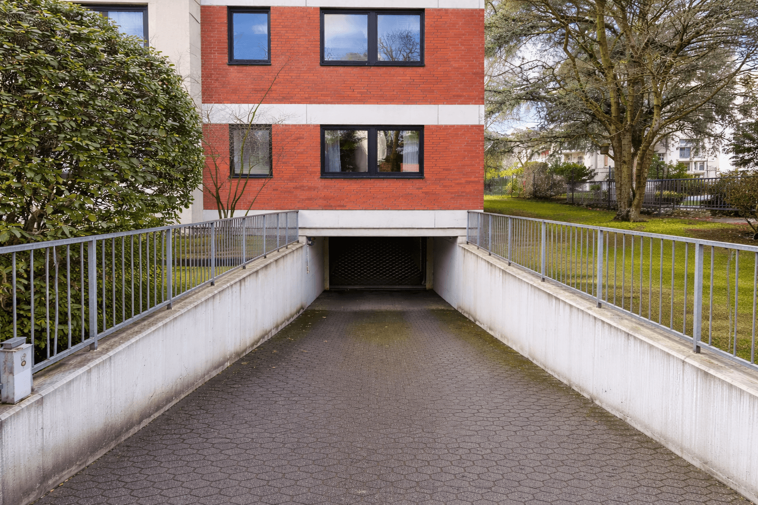 Pronájem bytu 2+1 68 m², Offenbachstr. 4, Bonn, Severní Porýní-Vestfálsko Pronájem bytu 2+1 68 m², Offenbachstr. 4, Bonn, Severní Porýní-Vestfálsko