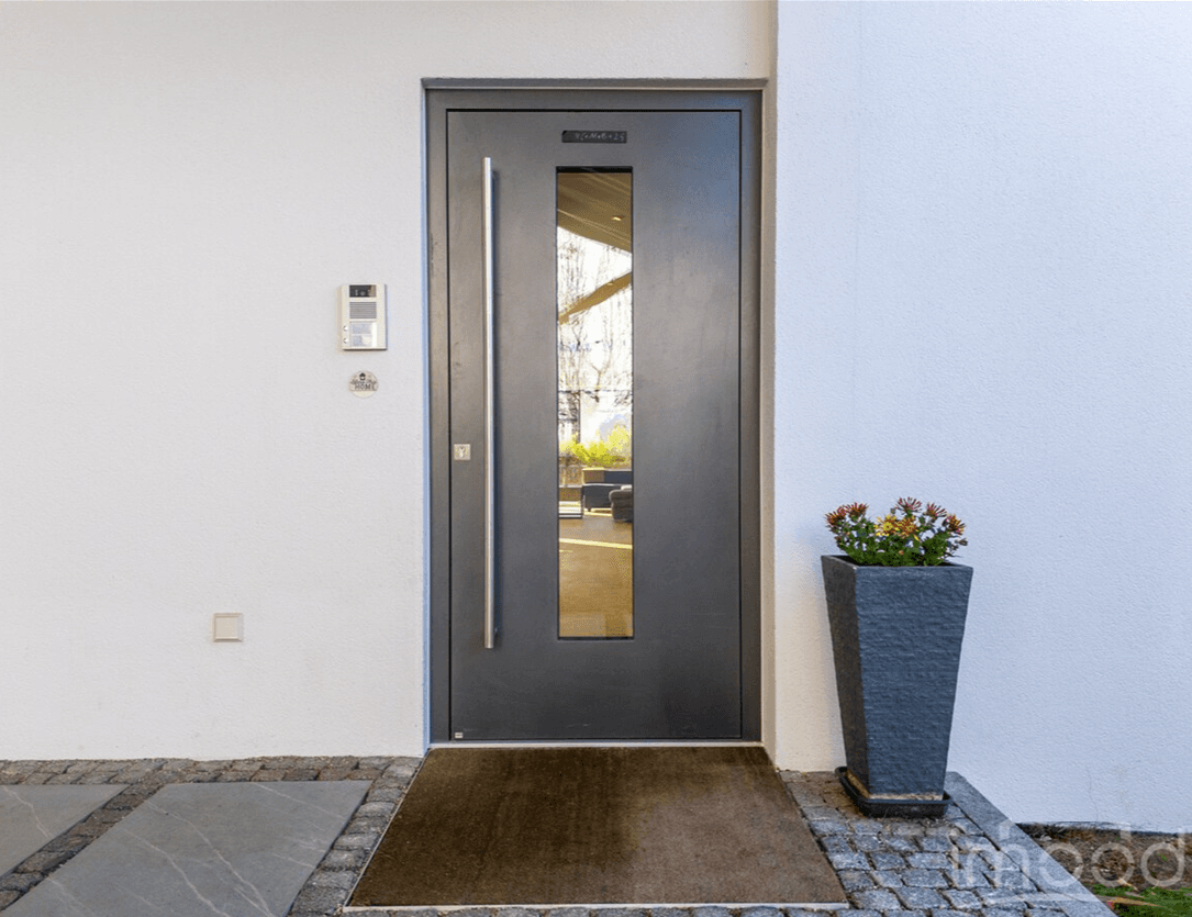 Prodej domu 303 m², pozemek 1.035 m², Bürgermeister-Huber-Straße 21, Loiching, Bavorsko Prodej domu 303 m², pozemek 1.035 m², Bürgermeister-Huber-Straße 21, Loiching, Bavorsko