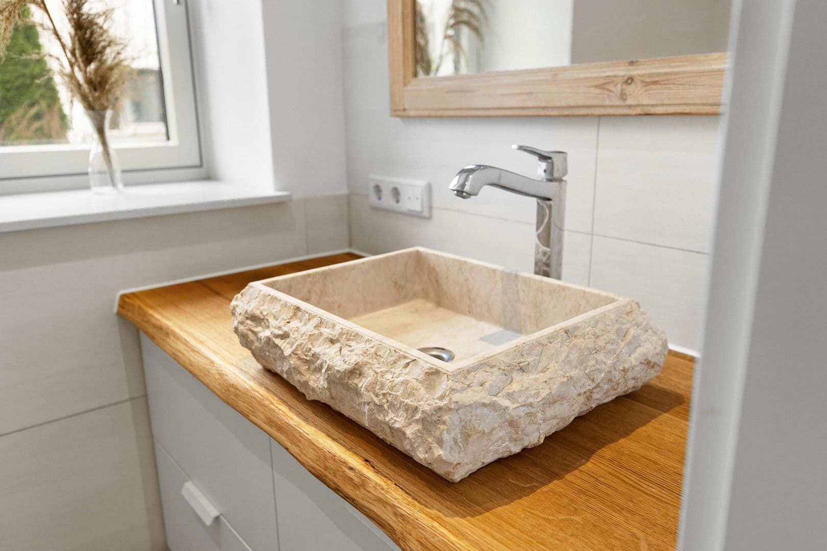 Prodej domu 303 m², pozemek 1.035 m², Bürgermeister-Huber-Straße 21, Loiching, Bavorsko Prodej domu 303 m², pozemek 1.035 m², Bürgermeister-Huber-Straße 21, Loiching, Bavorsko