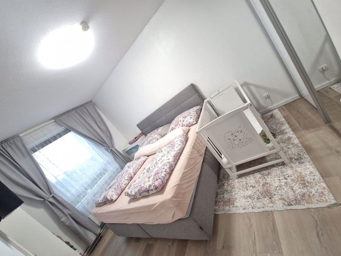 Prodej bytu 4+1 83 m², Geschwister-Scholl-Straße 15, Wiesbaden, Hessen Prodej bytu 4+1 83 m², Geschwister-Scholl-Straße 15, Wiesbaden, Hessen