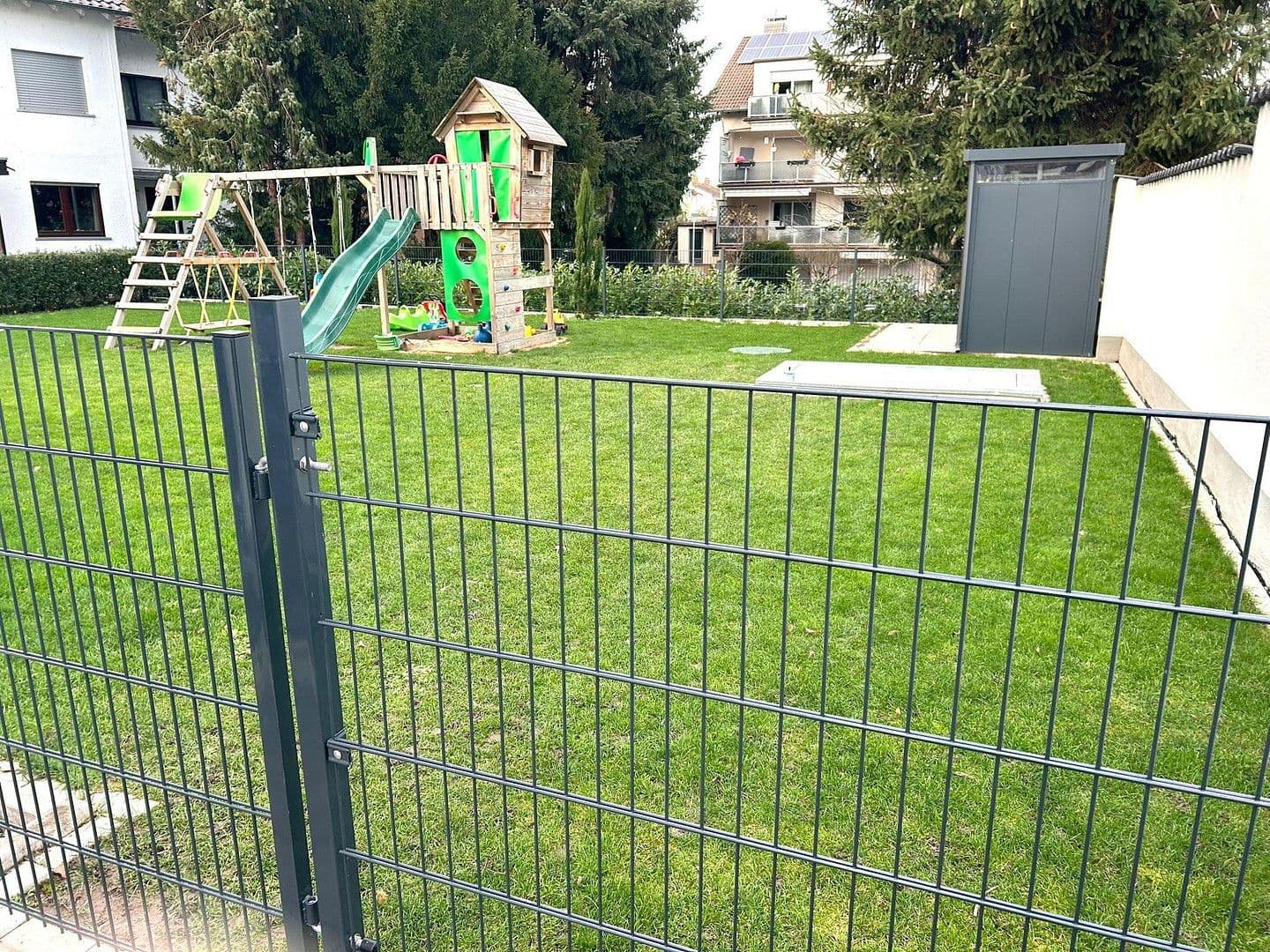 Pronájem bytu 4+1 106 m², Kennedystraße 96, Maintal, Hessen Pronájem bytu 4+1 106 m², Kennedystraße 96, Maintal, Hessen