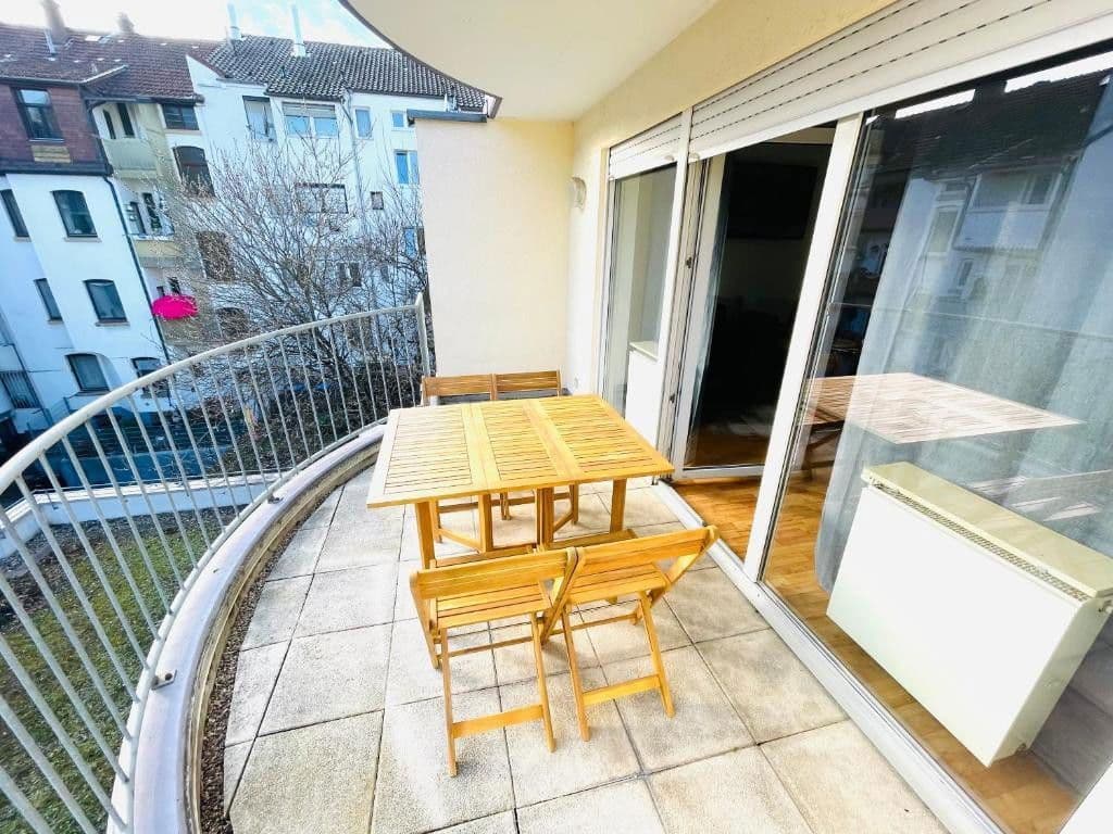 Pronájem bytu 1+1 38 m², \Hohenzollernstraße 83a, Pforzheim, Bádensko-Württembersko Pronájem bytu 1+1 38 m², \Hohenzollernstraße 83a, Pforzheim, Bádensko-Württembersko