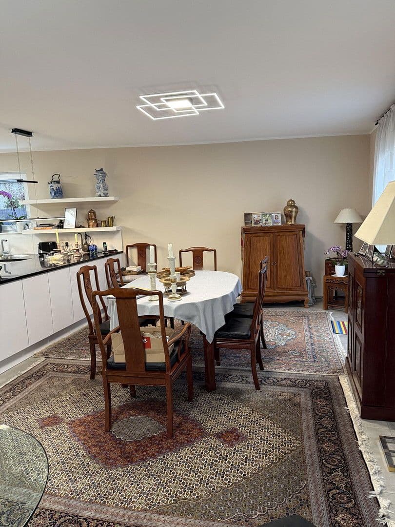 Pronájem bytu 3+1 104 m², Leichlingerstr. 1d, Leichlingen, Severní Porýní-Vestfálsko Pronájem bytu 3+1 104 m², Leichlingerstr. 1d, Leichlingen, Severní Porýní-Vestfálsko