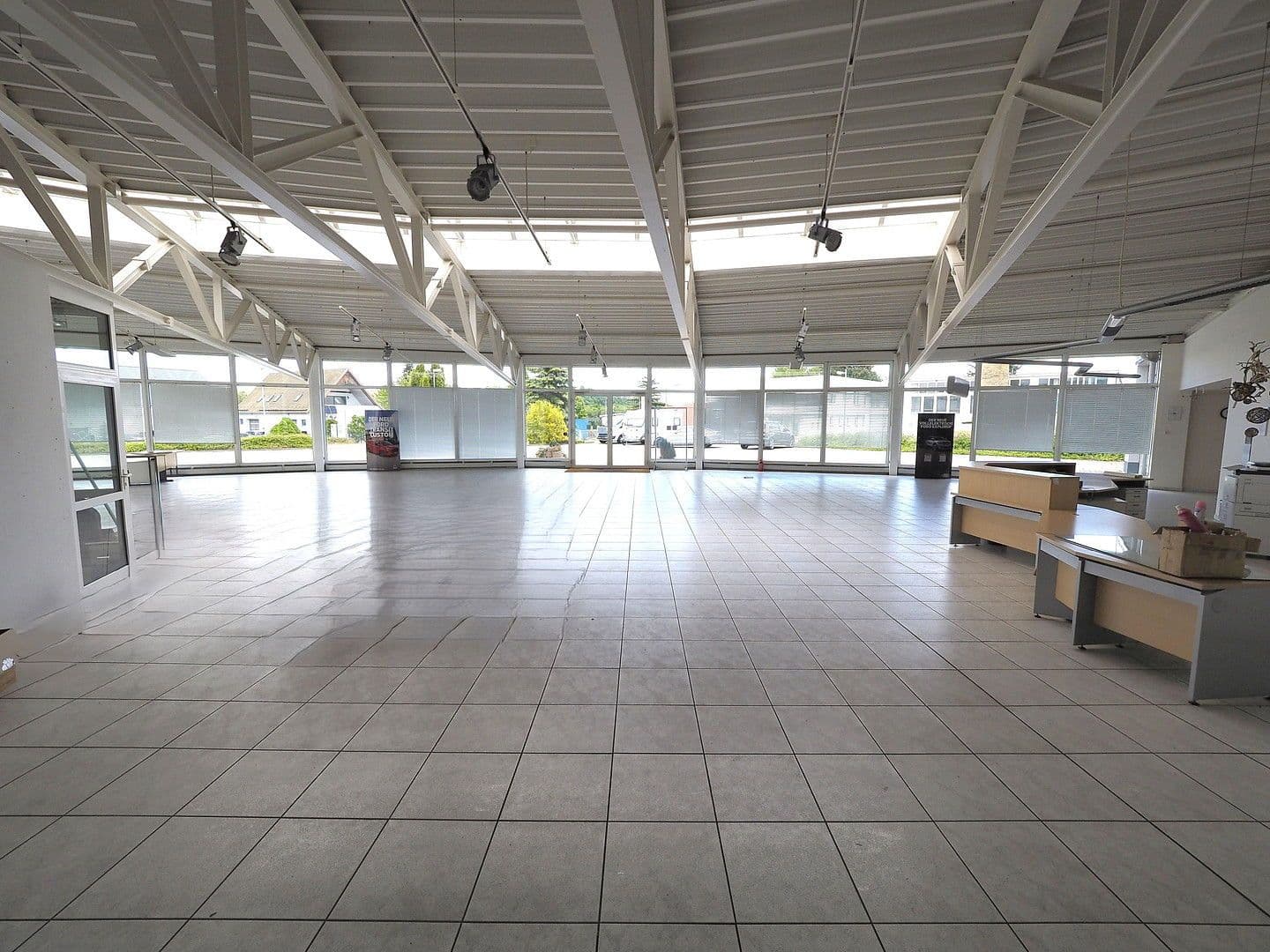 Prodej nebytového prostoru 4.213 m², Colditzer Straße 16, Rochlitz, Sasko Prodej nebytového prostoru 4.213 m², Colditzer Straße 16, Rochlitz, Sasko