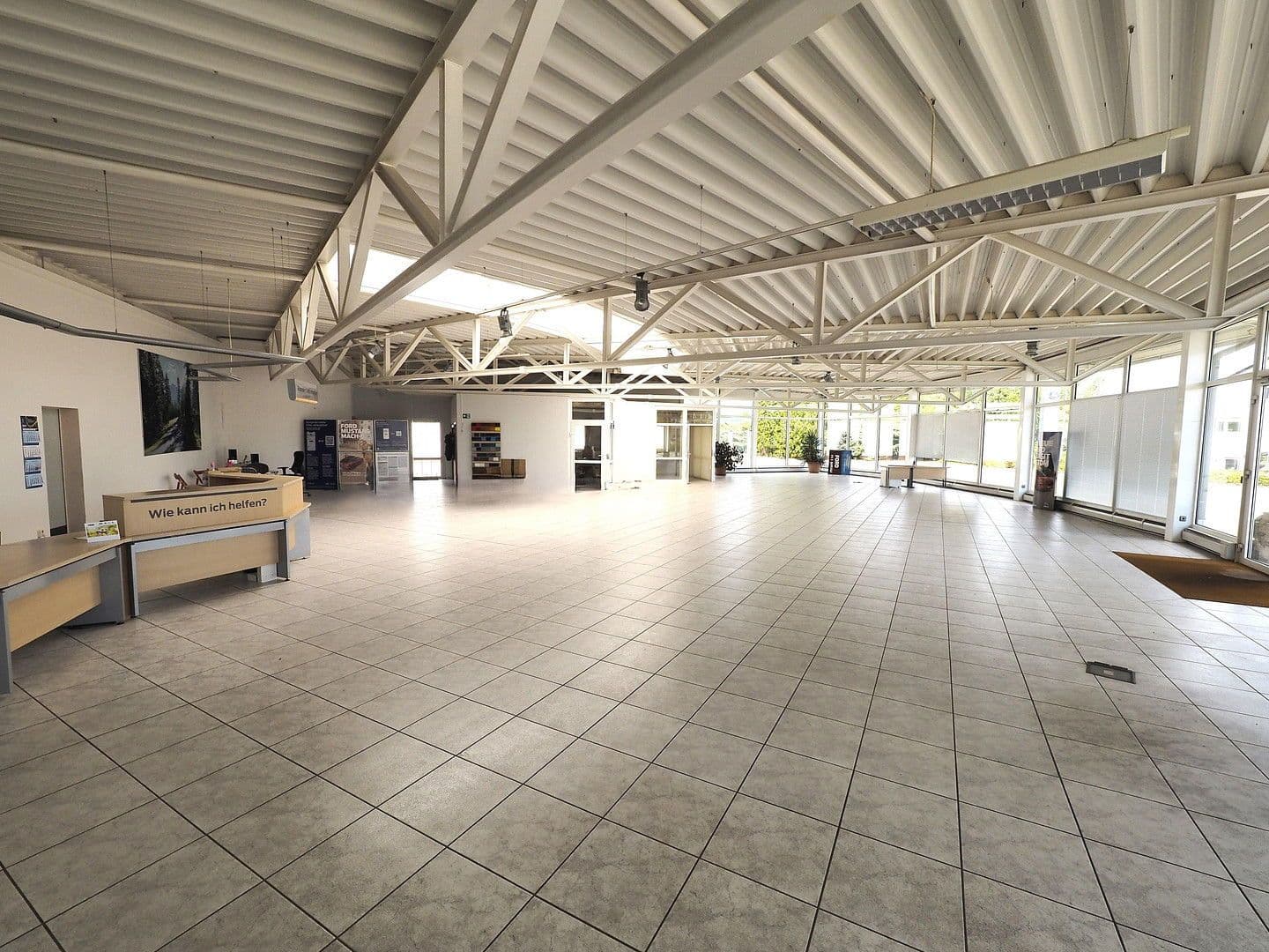 Prodej nebytového prostoru 4.213 m², Colditzer Straße 16, Rochlitz, Sasko Prodej nebytového prostoru 4.213 m², Colditzer Straße 16, Rochlitz, Sasko