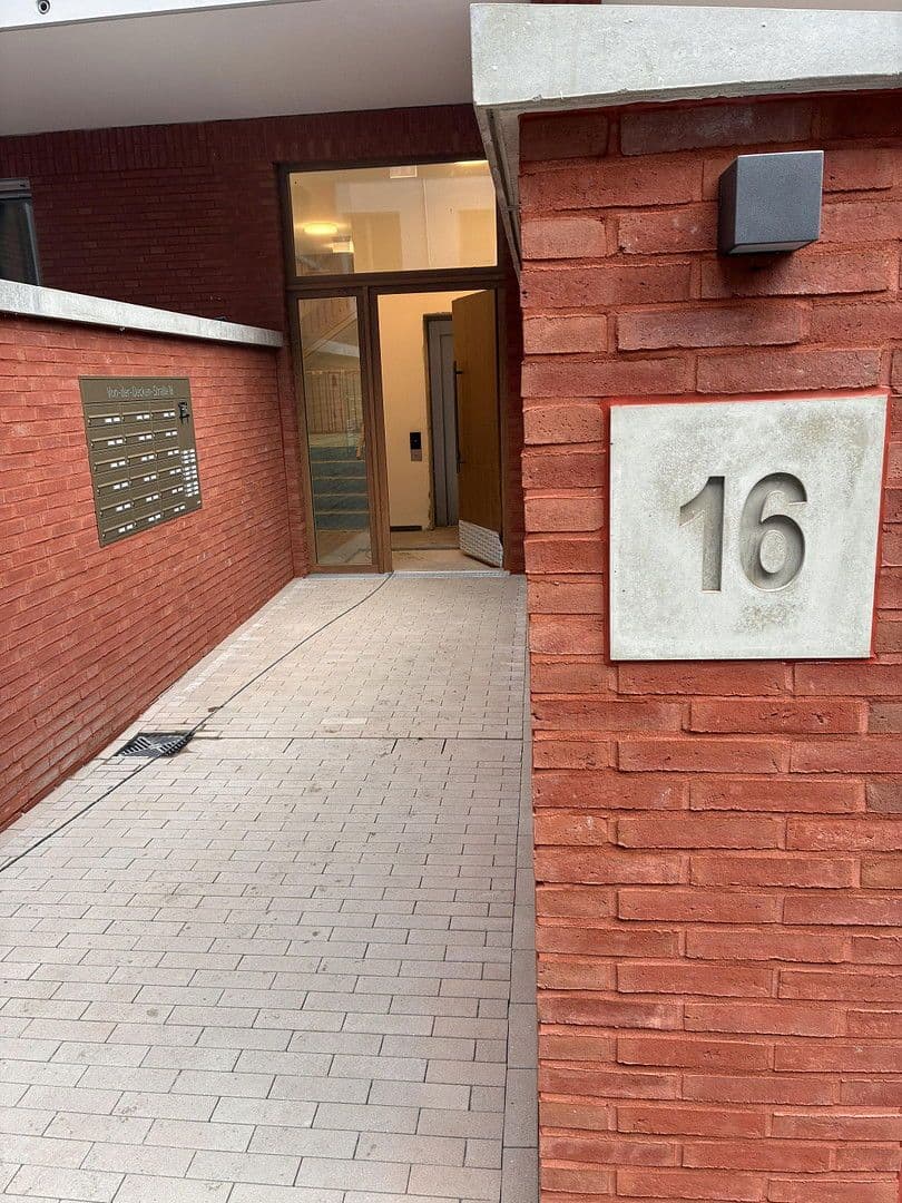 Pronájem bytu 2+1 66 m², Von-der-Decken-Str. 16, Hannover, Dolní Sasko Pronájem bytu 2+1 66 m², Von-der-Decken-Str. 16, Hannover, Dolní Sasko