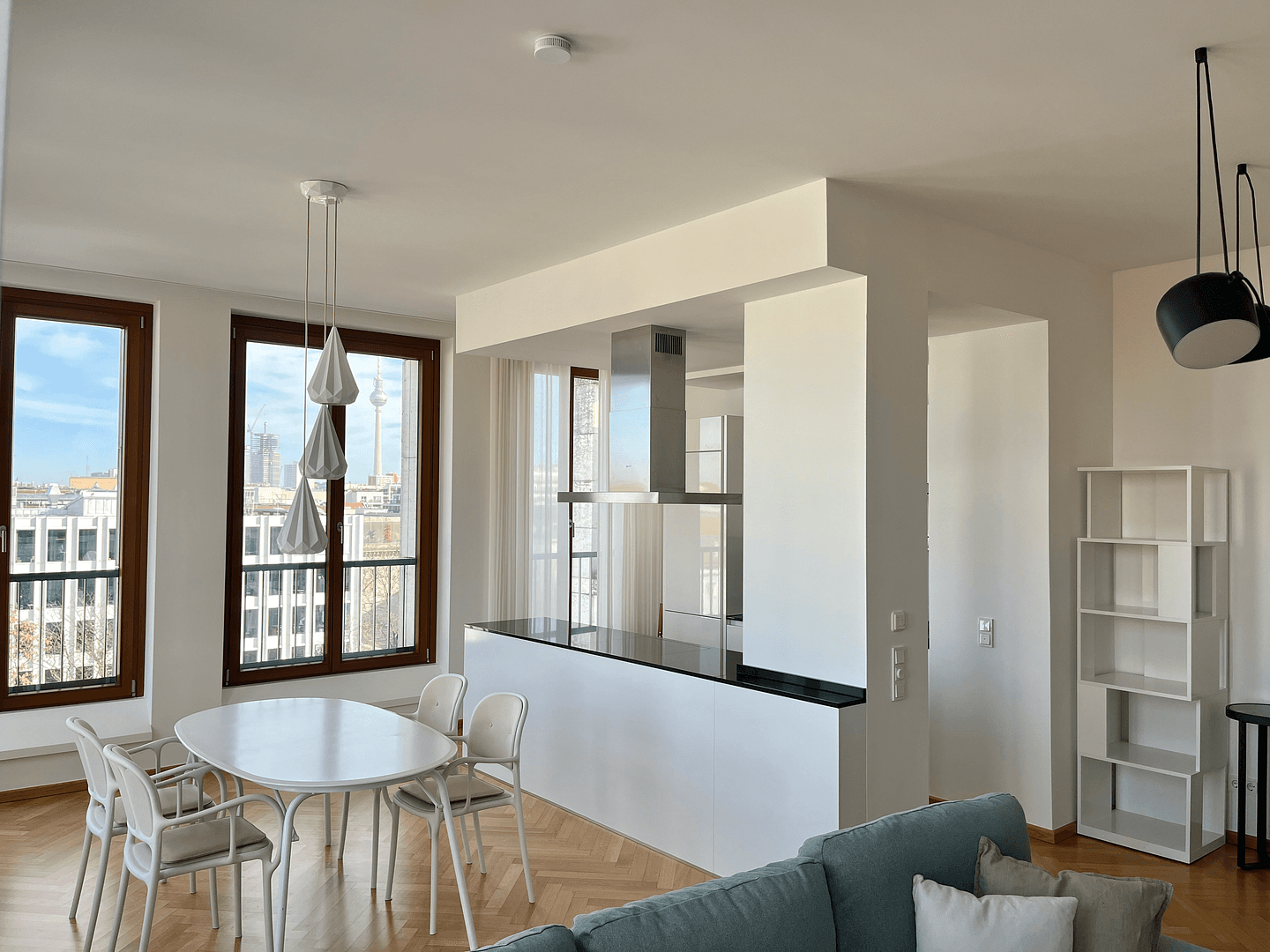 Pronájem bytu 3+1 120 m², Berlin, Berlín Pronájem bytu 3+1 120 m², Berlin, Berlín