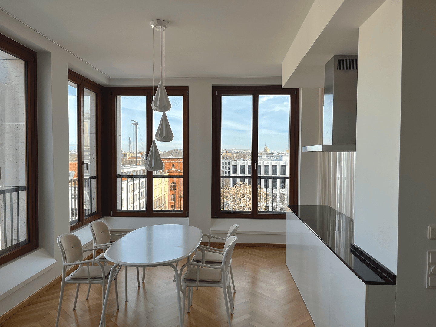 Pronájem bytu 3+1 120 m², Berlin, Berlín Pronájem bytu 3+1 120 m², Berlin, Berlín