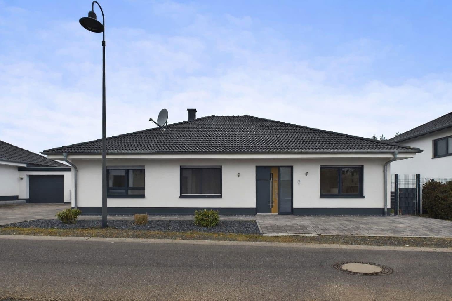 Prodej domu 182 m², pozemek 802 m², Konken, Porýní-Falc Prodej domu 182 m², pozemek 802 m², Konken, Porýní-Falc