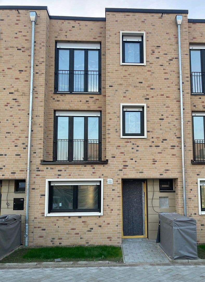 Pronájem domu 148 m², pozemek 142 m², Osnabrück, Dolní Sasko Pronájem domu 148 m², pozemek 142 m², Osnabrück, Dolní Sasko