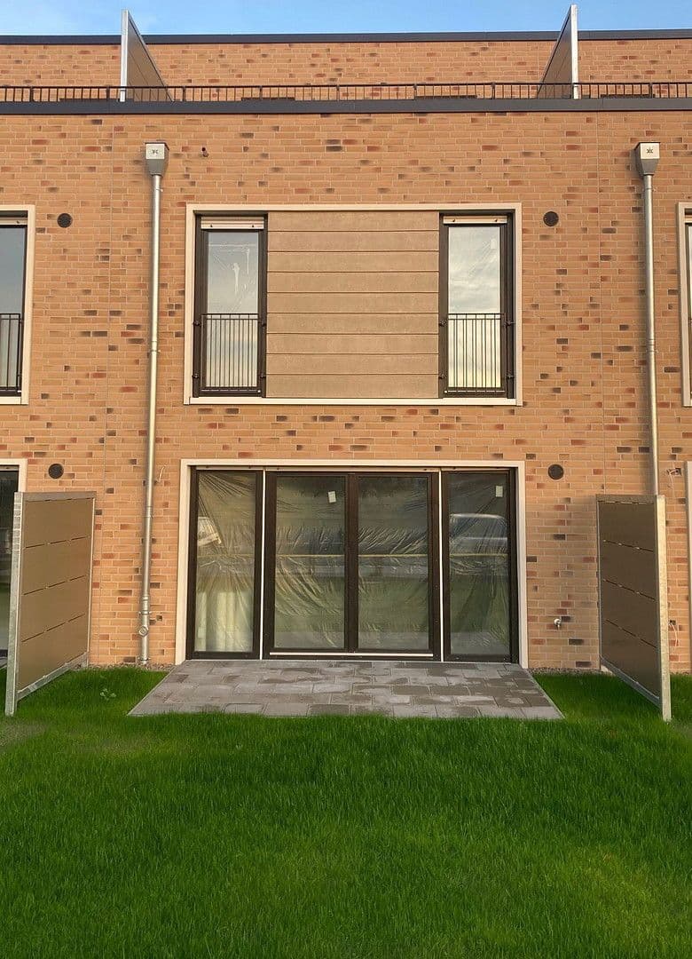 Pronájem domu 148 m², pozemek 142 m², Osnabrück, Dolní Sasko Pronájem domu 148 m², pozemek 142 m², Osnabrück, Dolní Sasko