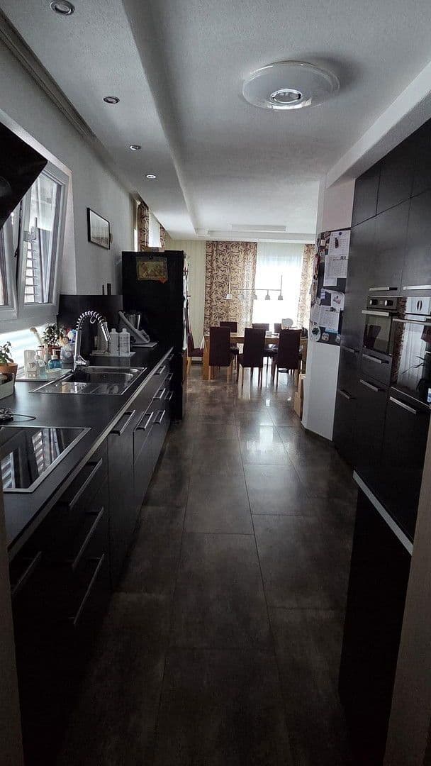 Prodej domu 150 m², pozemek 910 m², Künzelsau, Bádensko-Württembersko Prodej domu 150 m², pozemek 910 m², Künzelsau, Bádensko-Württembersko