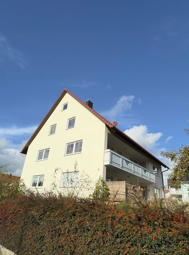 Prodej domu 240 m², pozemek 740 m², Bliensbacherstr. 19, Wertingen, Bavorsko Prodej domu 240 m², pozemek 740 m², Bliensbacherstr. 19, Wertingen, Bavorsko