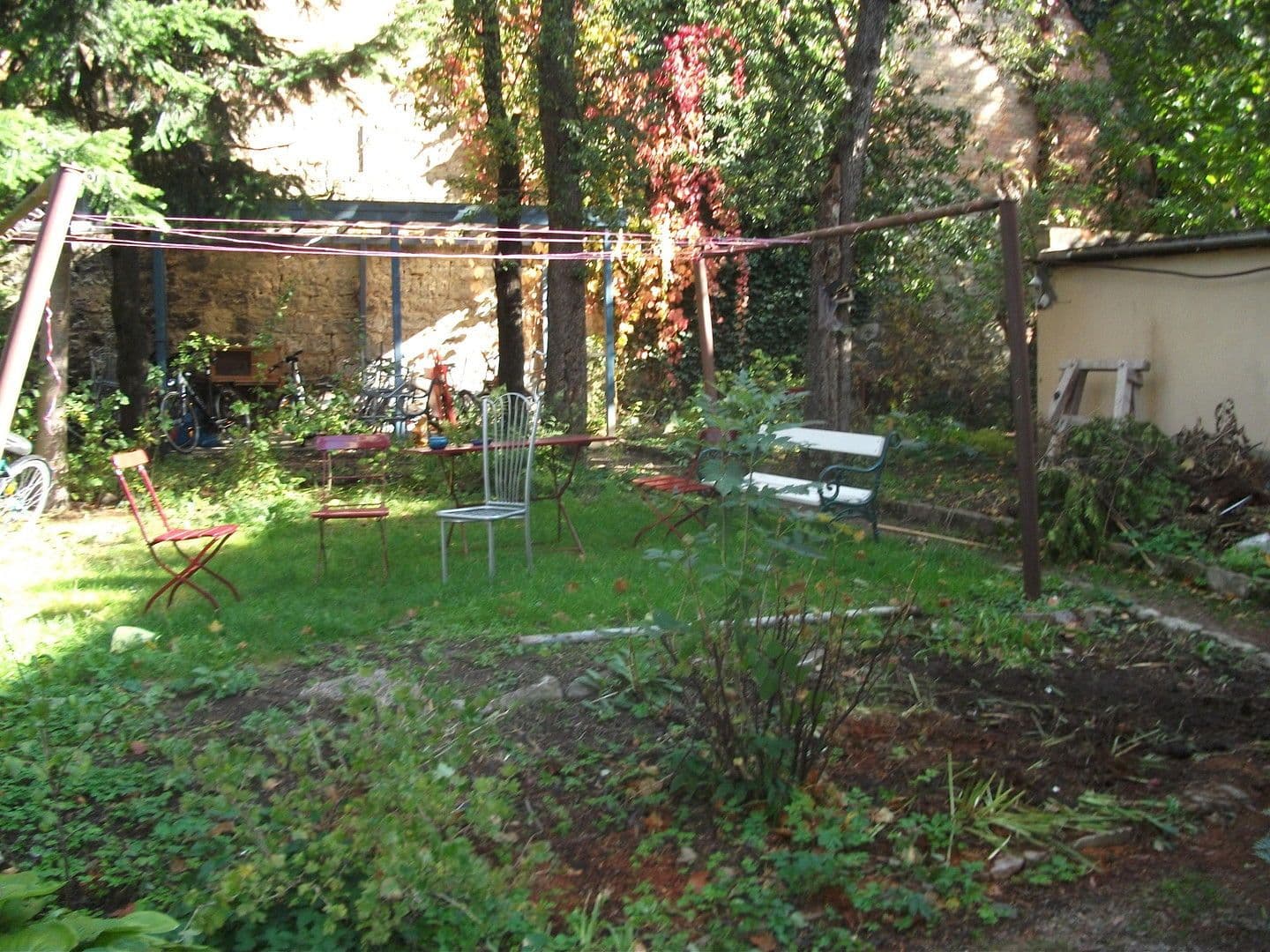 Pronájem bytu 1+1 10 m², Brenner Straße 14, Weimar, Durynsko Pronájem bytu 1+1 10 m², Brenner Straße 14, Weimar, Durynsko