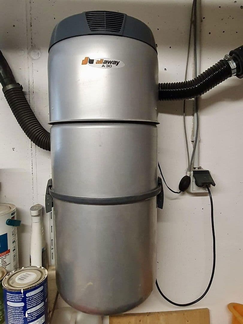 Prodej domu 220 m², pozemek 338 m², Baltmannsweiler, Bádensko-Württembersko Prodej domu 220 m², pozemek 338 m², Baltmannsweiler, Bádensko-Württembersko