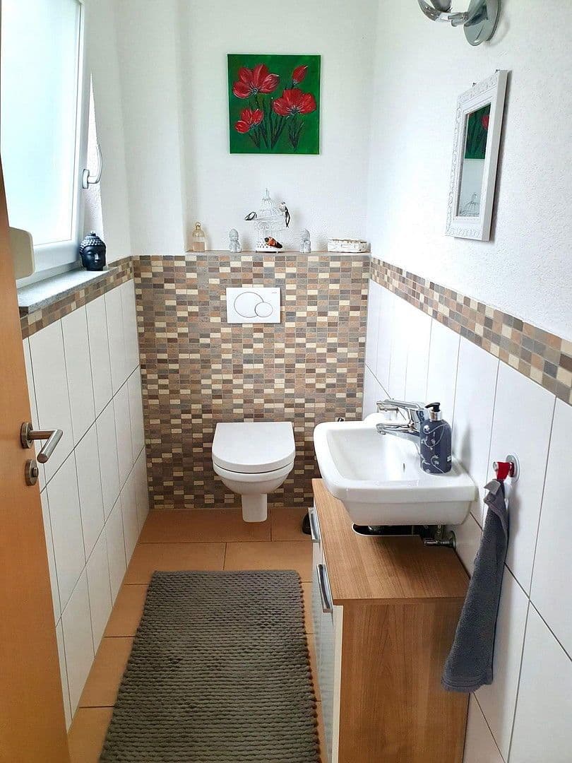 Prodej domu 220 m², pozemek 338 m², Baltmannsweiler, Bádensko-Württembersko Prodej domu 220 m², pozemek 338 m², Baltmannsweiler, Bádensko-Württembersko