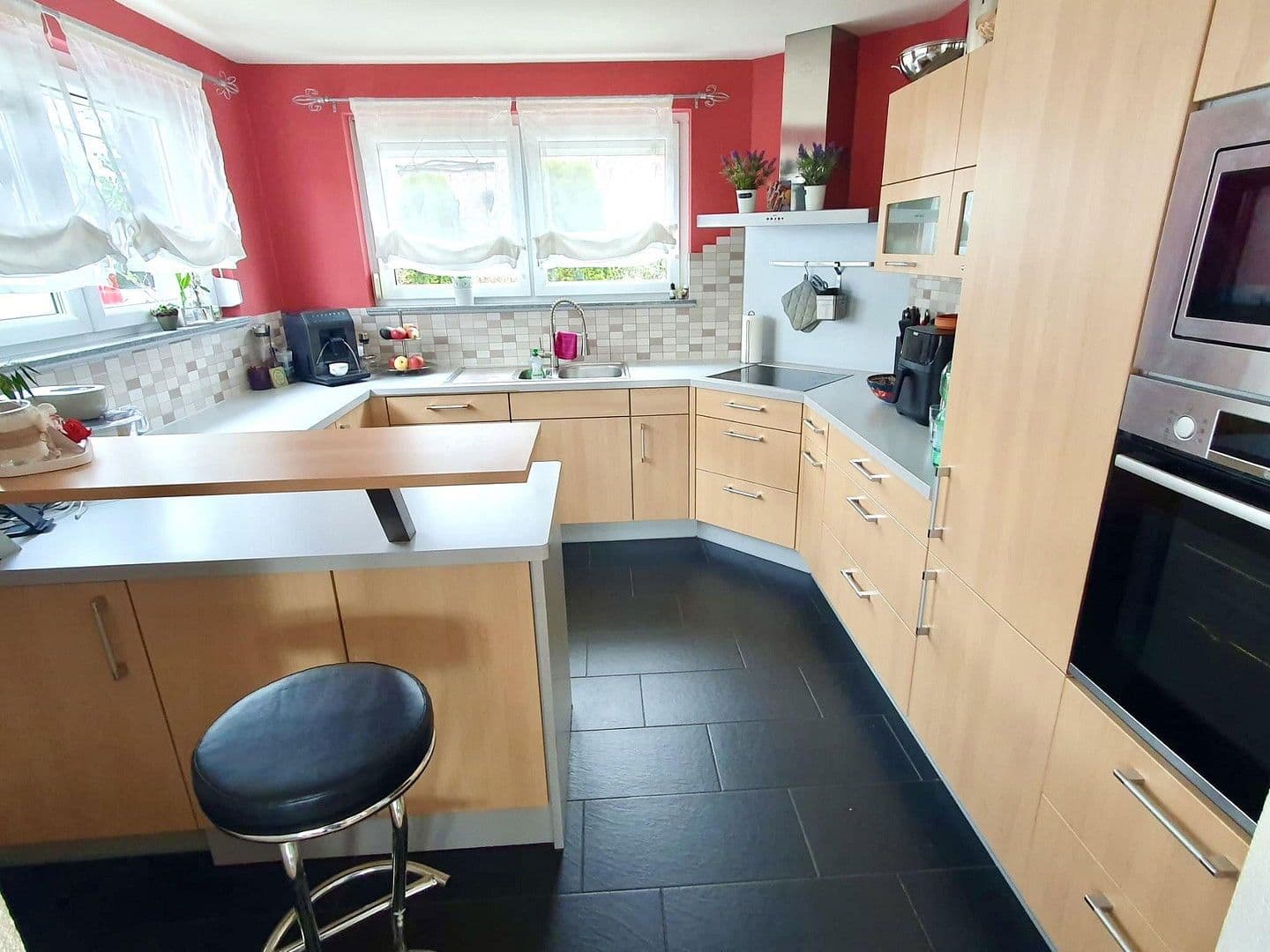 Prodej domu 220 m², pozemek 338 m², Baltmannsweiler, Bádensko-Württembersko Prodej domu 220 m², pozemek 338 m², Baltmannsweiler, Bádensko-Württembersko