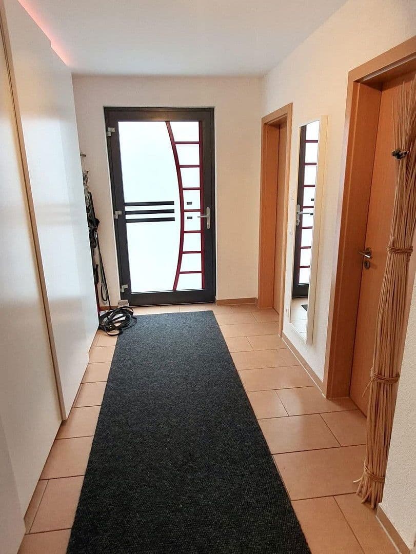 Prodej domu 220 m², pozemek 338 m², Baltmannsweiler, Bádensko-Württembersko Prodej domu 220 m², pozemek 338 m², Baltmannsweiler, Bádensko-Württembersko