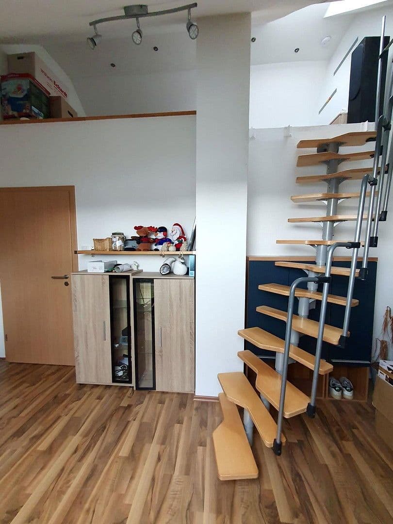 Prodej domu 220 m², pozemek 338 m², Baltmannsweiler, Bádensko-Württembersko Prodej domu 220 m², pozemek 338 m², Baltmannsweiler, Bádensko-Württembersko