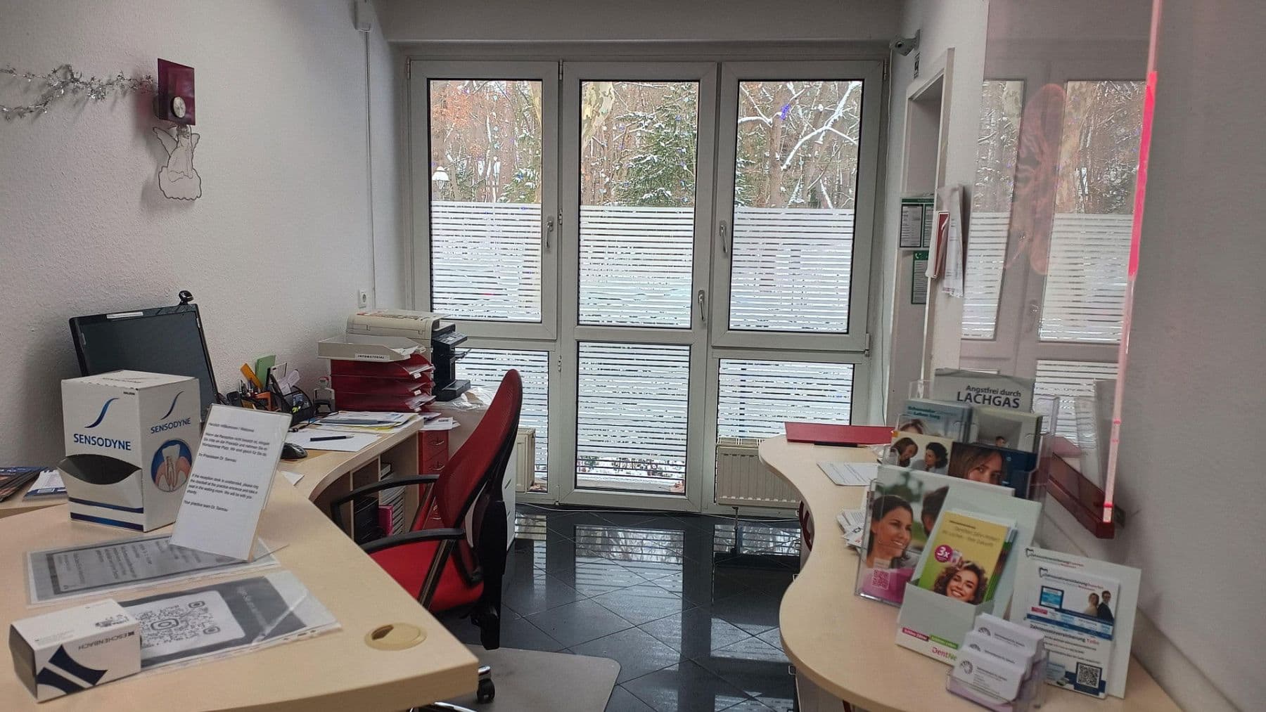 Pronájem kanceláře 100 m², Schlachtensee, Berlín Pronájem kanceláře 100 m², Schlachtensee, Berlín