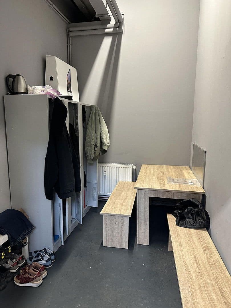 Pronájem nebytového prostoru 323 m², Wiescherstrasse 11b, Wuppertal, Severní Porýní-Vestfálsko Pronájem nebytového prostoru 323 m², Wiescherstrasse 11b, Wuppertal, Severní Porýní-Vestfálsko