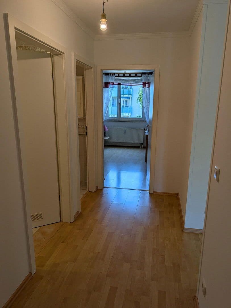 Pronájem bytu 5+1 104 m², Ingolstädter Straße 209, München, Bavorsko Pronájem bytu 5+1 104 m², Ingolstädter Straße 209, München, Bavorsko