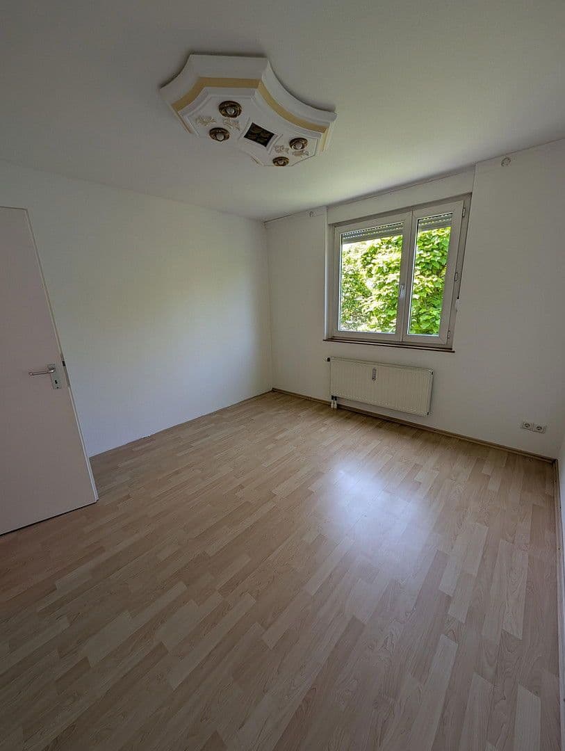 Pronájem bytu 5+1 104 m², Ingolstädter Straße 209, München, Bavorsko Pronájem bytu 5+1 104 m², Ingolstädter Straße 209, München, Bavorsko