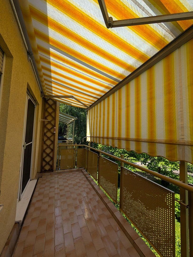 Pronájem bytu 5+1 104 m², Ingolstädter Straße 209, München, Bavorsko Pronájem bytu 5+1 104 m², Ingolstädter Straße 209, München, Bavorsko