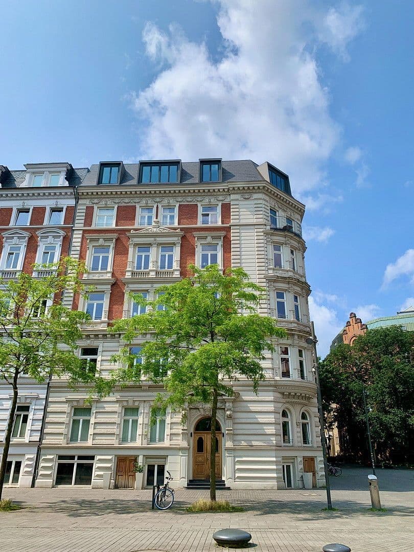 Prodej bytu 4+1 108 m², Hamburg, Hamburg Prodej bytu 4+1 108 m², Hamburg, Hamburg