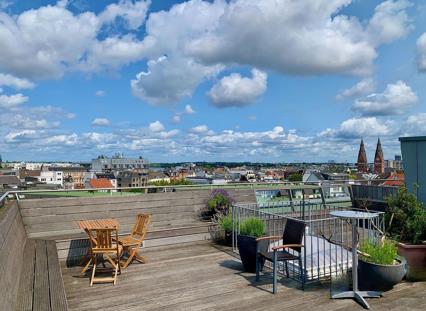 Prodej bytu 4+1 108 m², Hamburg, Hamburg Prodej bytu 4+1 108 m², Hamburg, Hamburg