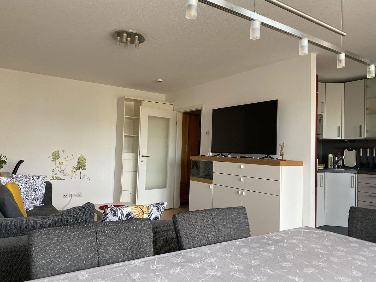 Pronájem bytu 3+1 76 m², München - Milbertshofen - Am Hart, Bavorsko Pronájem bytu 3+1 76 m², München - Milbertshofen - Am Hart, Bavorsko