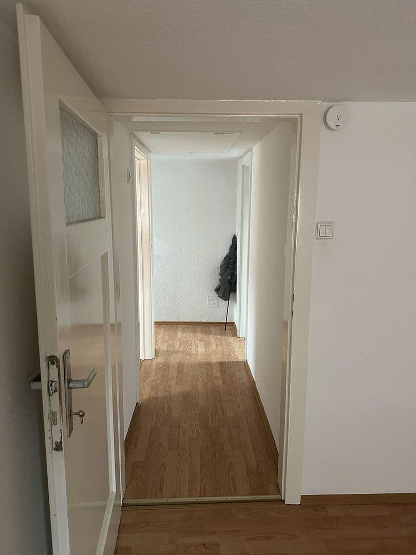 Pronájem domu 128 m², pozemek 71 m², Stuttgart, Bádensko-Württembersko Pronájem domu 128 m², pozemek 71 m², Stuttgart, Bádensko-Württembersko